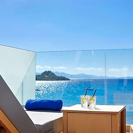 Отель Mykonos Kosmoplaz 4*